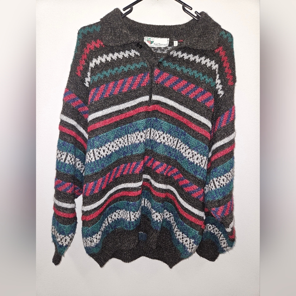 Ferrari Red and Green Cardigan Sweater with Classic Design